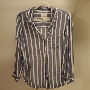 Long sleeve button up shirt